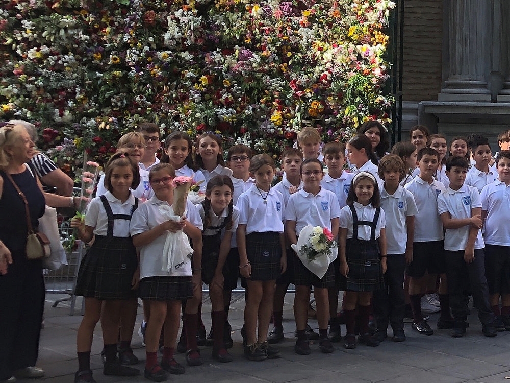 553256804_18178342105350158_829116365467339989_n