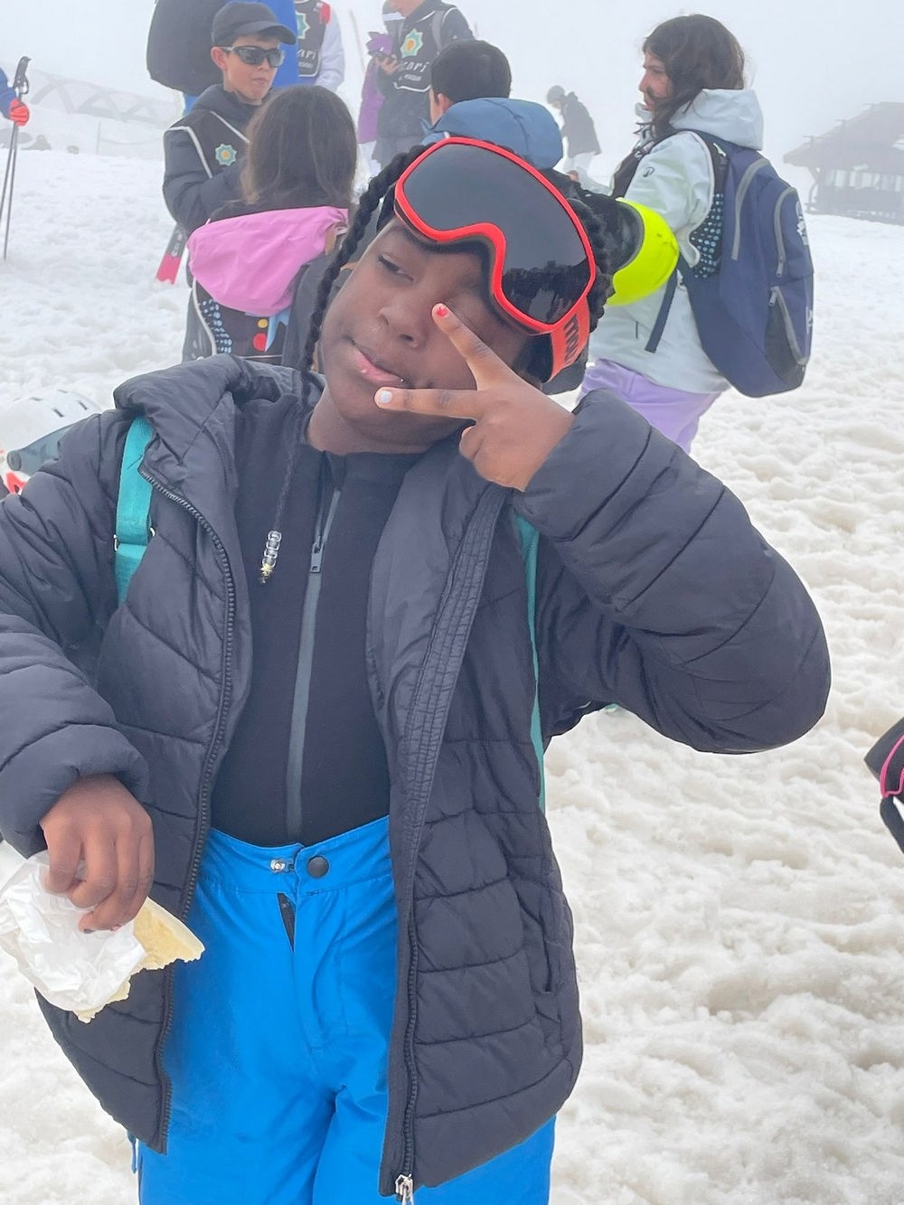 9b7b642b-2b37-40c8-8d1c-8e5d1d4d14e9