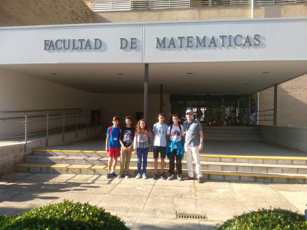 Beatriz González finalista de Olimpiada matemática Thales en la fase regional de Sevilla